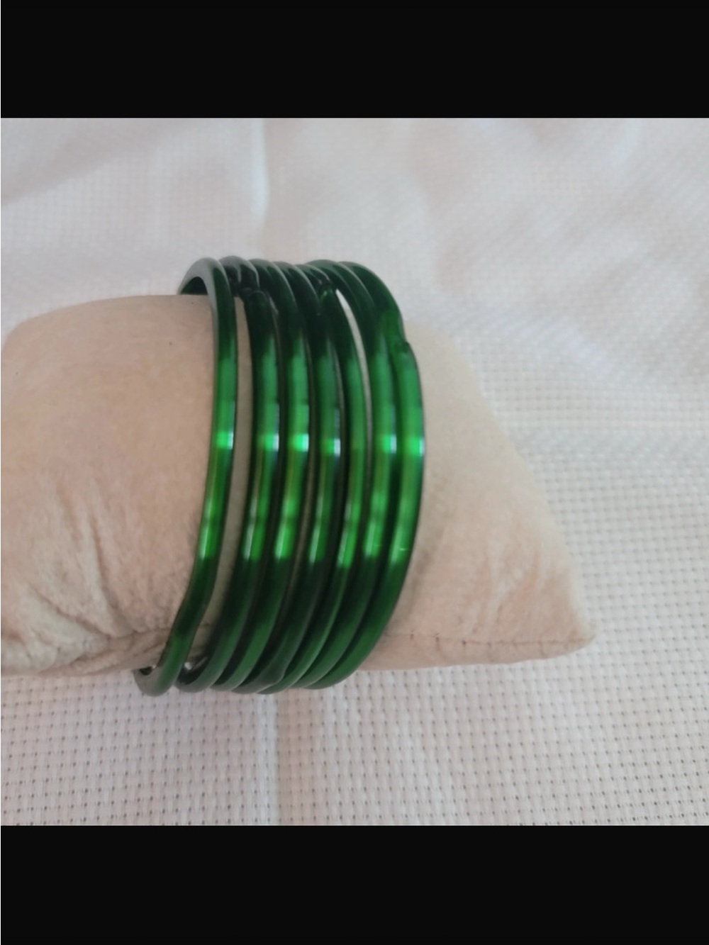Source Unknown Shiny Green Stackable Bangle Bracelet Set